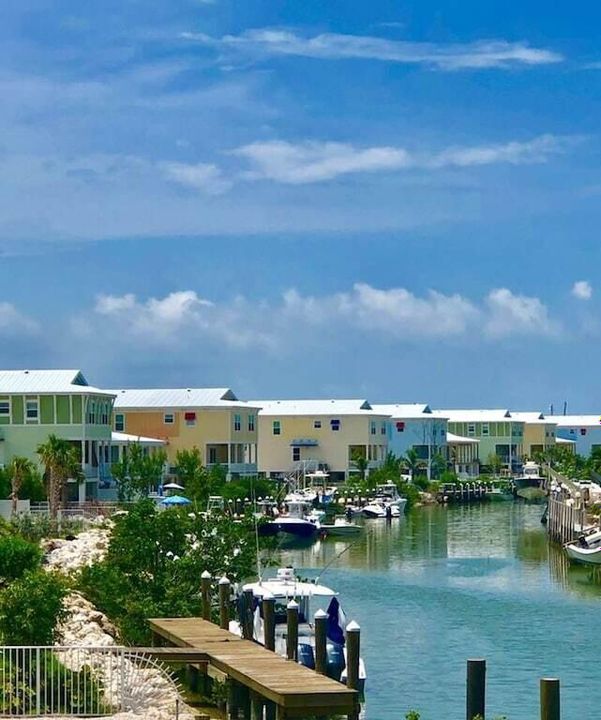 待售: $1,400,000 (4 贝兹, 3 浴室, 1840 平方英尺)