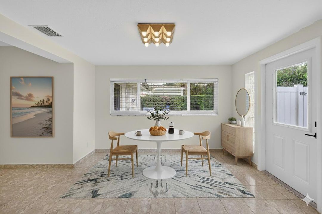 Activo con contrato: $4,500 (2 camas, 2 baños, 1040 Pies cuadrados)