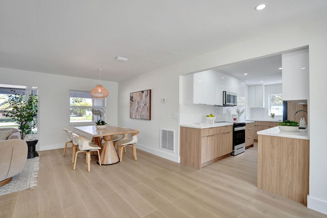 Active With Contract: $765,000 (4 beds, 3 baths, 1555 Square Feet)