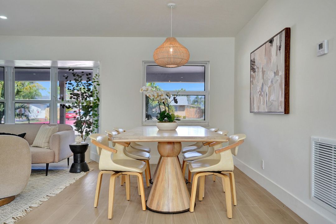 Active With Contract: $765,000 (4 beds, 3 baths, 1555 Square Feet)