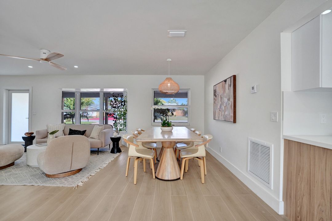 Active With Contract: $765,000 (4 beds, 3 baths, 1555 Square Feet)