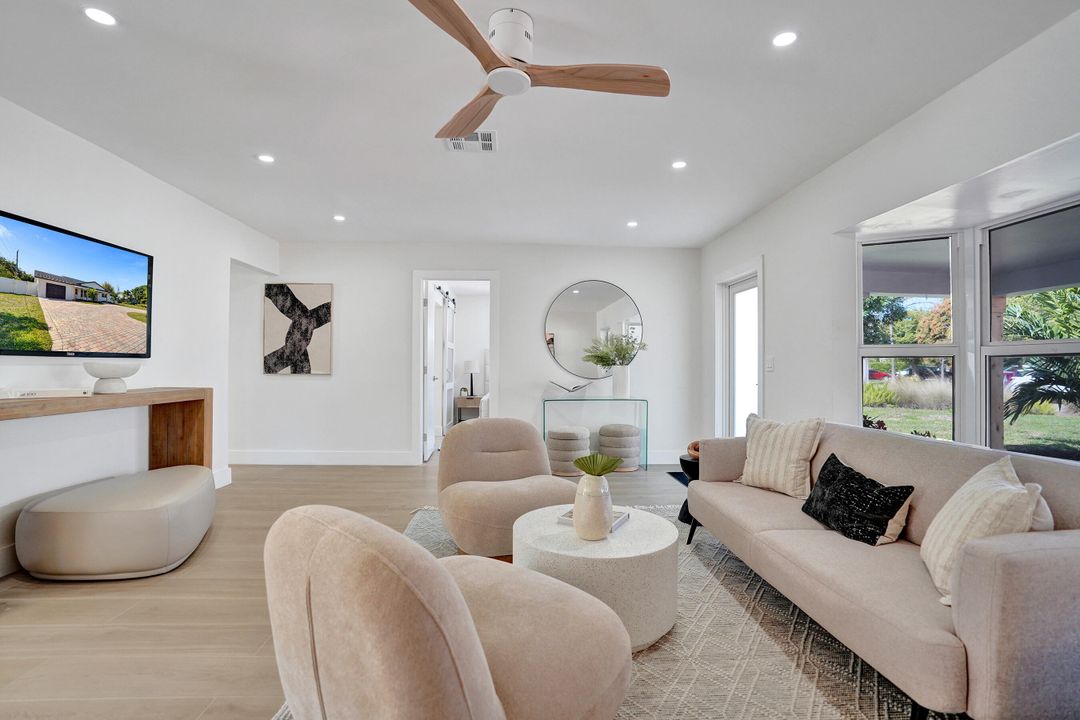 Active With Contract: $765,000 (4 beds, 3 baths, 1555 Square Feet)