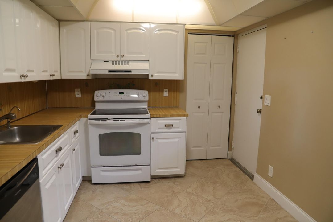 For Sale: $190,000 (2 beds, 2 baths, 1316 Square Feet)