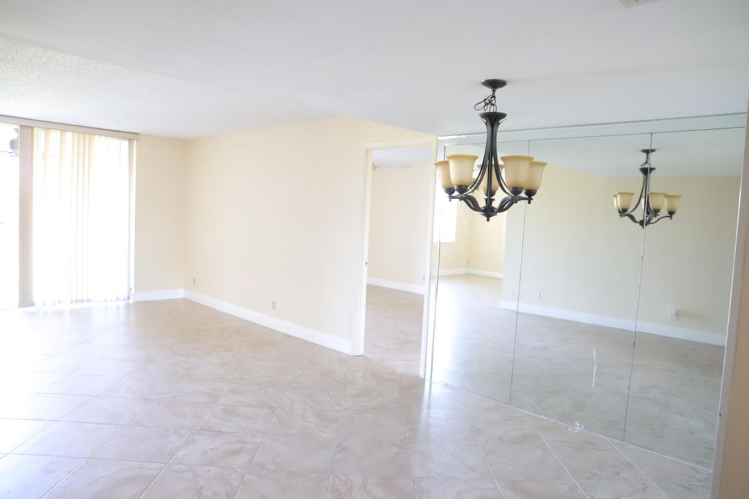 For Sale: $190,000 (2 beds, 2 baths, 1316 Square Feet)
