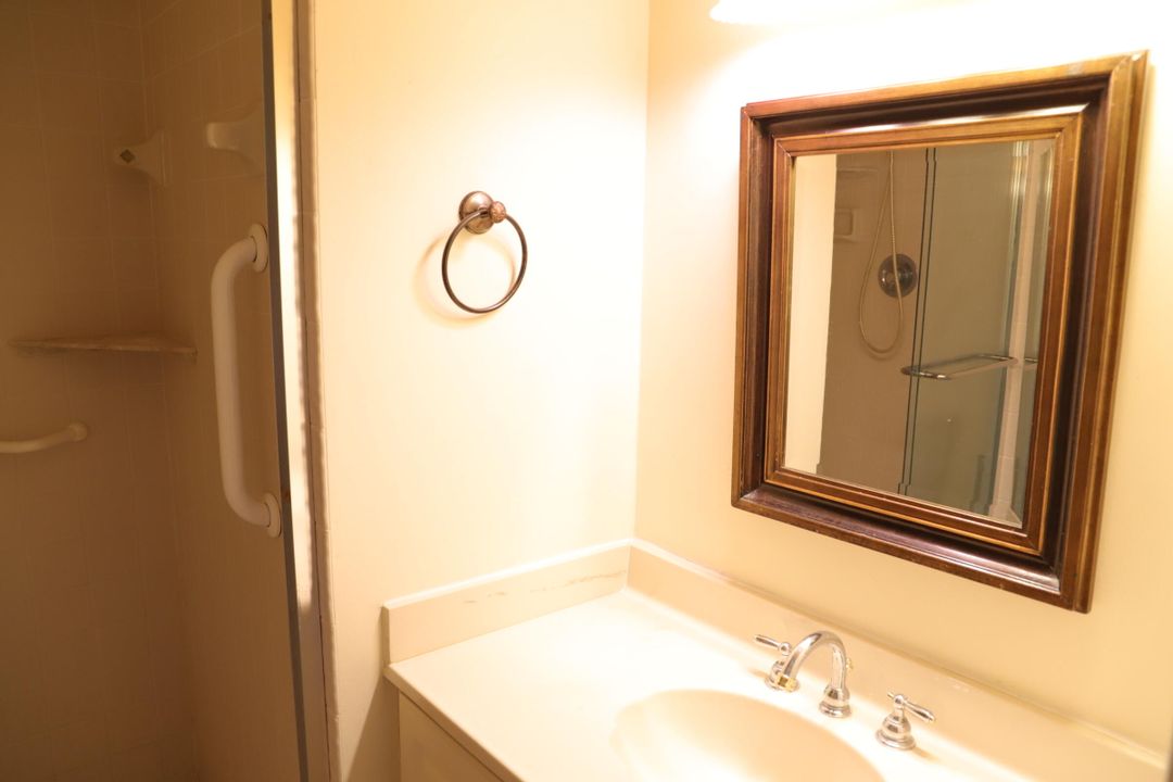 For Sale: $190,000 (2 beds, 2 baths, 1316 Square Feet)