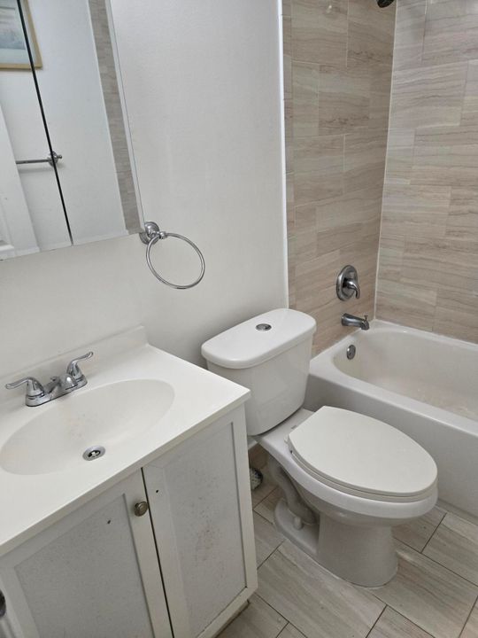 En Venta: $299,950 (3 camas, 2 baños, 1402 Pies cuadrados)