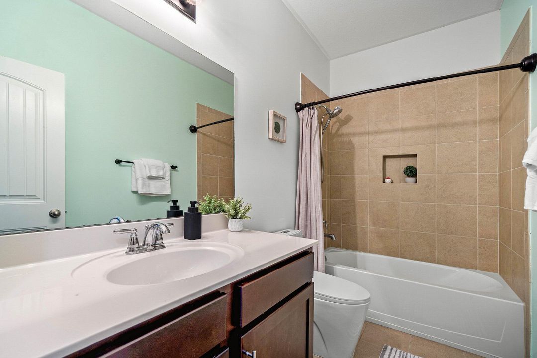 待售: $388,000 (3 贝兹, 2 浴室, 1578 平方英尺)