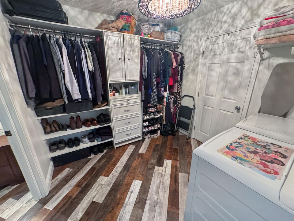 На продажу: $1,350,000 (0 спален, 0 ванн, 3858 Квадратных фут)