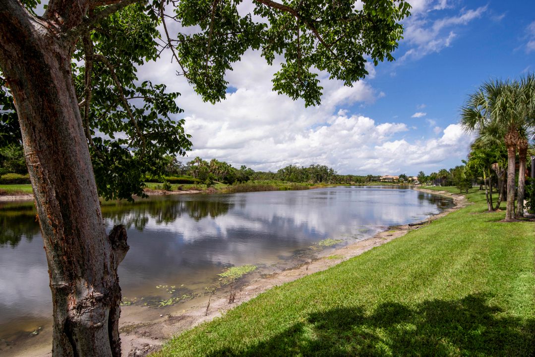 Active With Contract: $2,569,990 (5 beds, 6 baths, 5125 Square Feet)