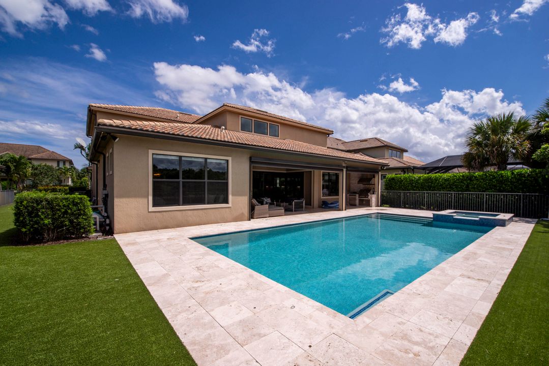 Active With Contract: $2,569,990 (5 beds, 6 baths, 5125 Square Feet)