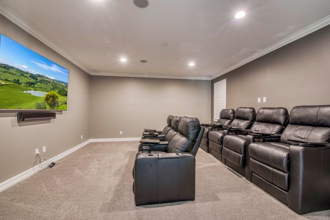 Active With Contract: $2,569,990 (5 beds, 6 baths, 5125 Square Feet)