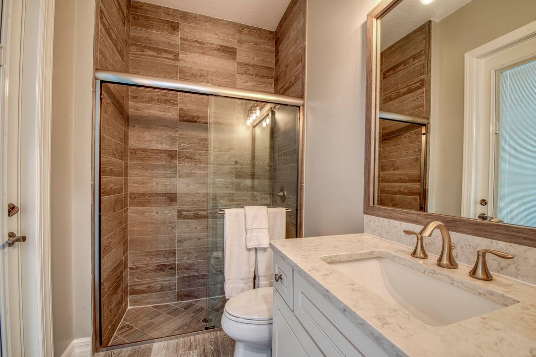 Active With Contract: $2,569,990 (5 beds, 6 baths, 5125 Square Feet)