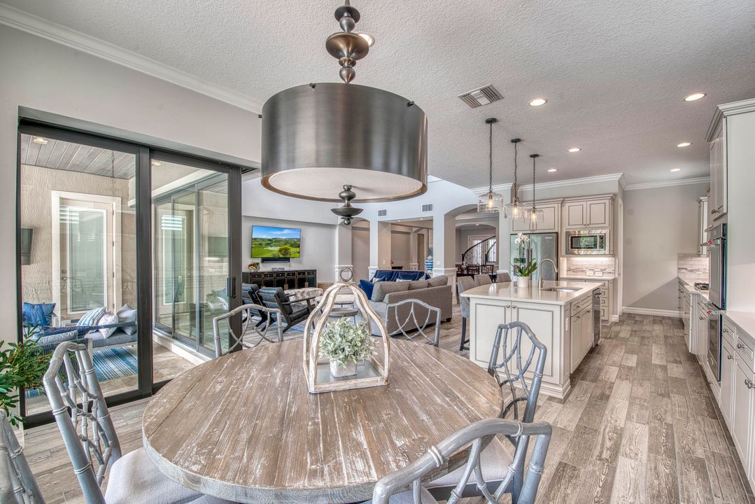 Active With Contract: $2,569,990 (5 beds, 6 baths, 5125 Square Feet)