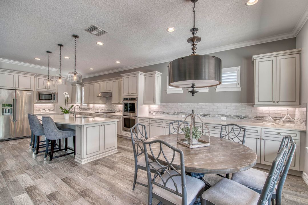 Active With Contract: $2,569,990 (5 beds, 6 baths, 5125 Square Feet)