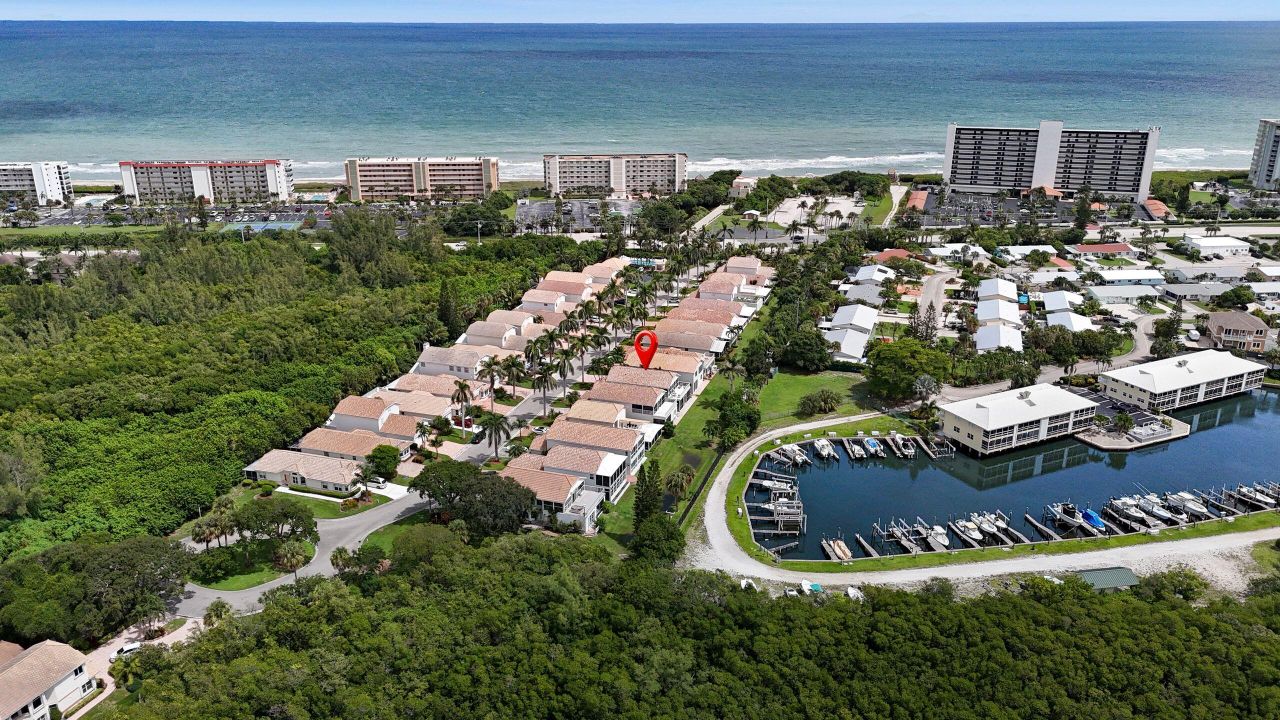 For Sale: $879,000 (3 beds, 2 baths, 2241 Square Feet)