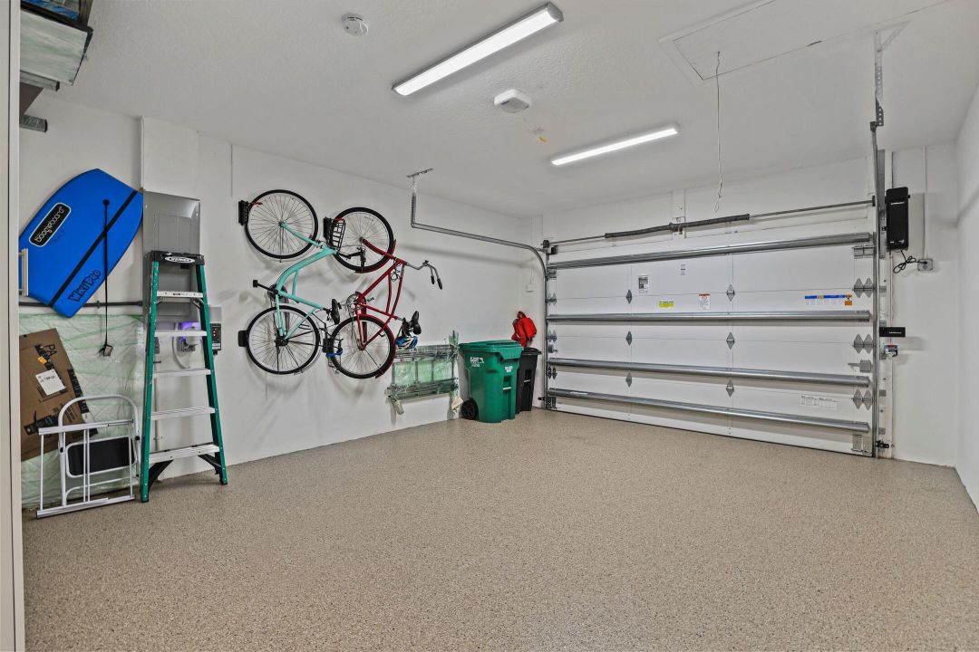 For Sale: $879,000 (3 beds, 2 baths, 2241 Square Feet)