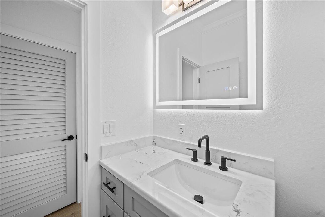 For Sale: $3,385,000 (4 beds, 3 baths, 3195 Square Feet)