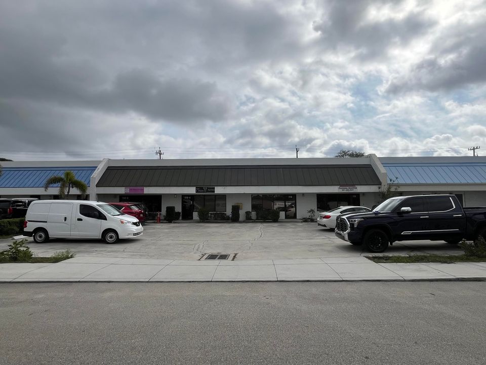 Vendido Recientemente: $2,475 (0 camas, 0 baños, 0 Pies cuadrados)