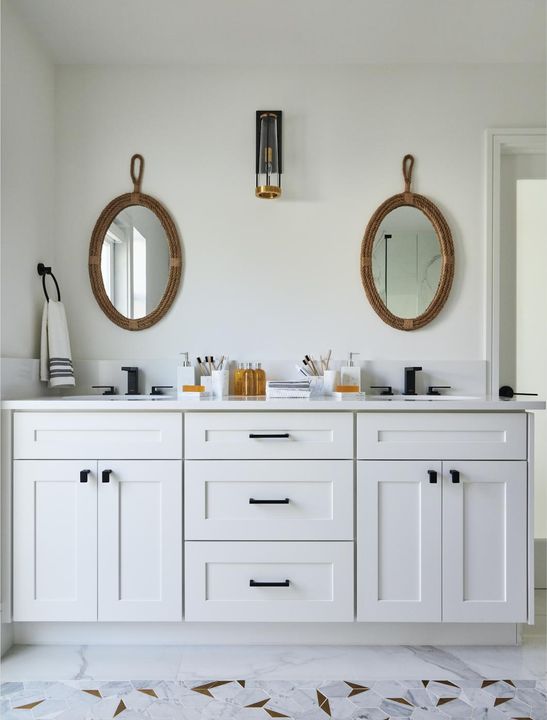 出租: $18,000 (4 贝兹, 3 浴室, 2174 平方英尺)