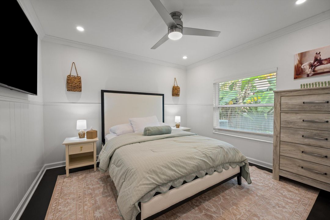 Active With Contract: $8,000 (3 beds, 2 baths, 1562 Square Feet)