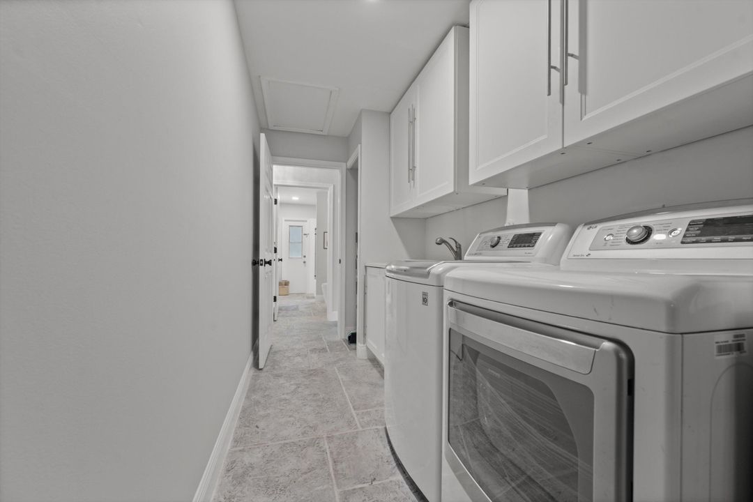 Active With Contract: $8,000 (3 beds, 2 baths, 1562 Square Feet)