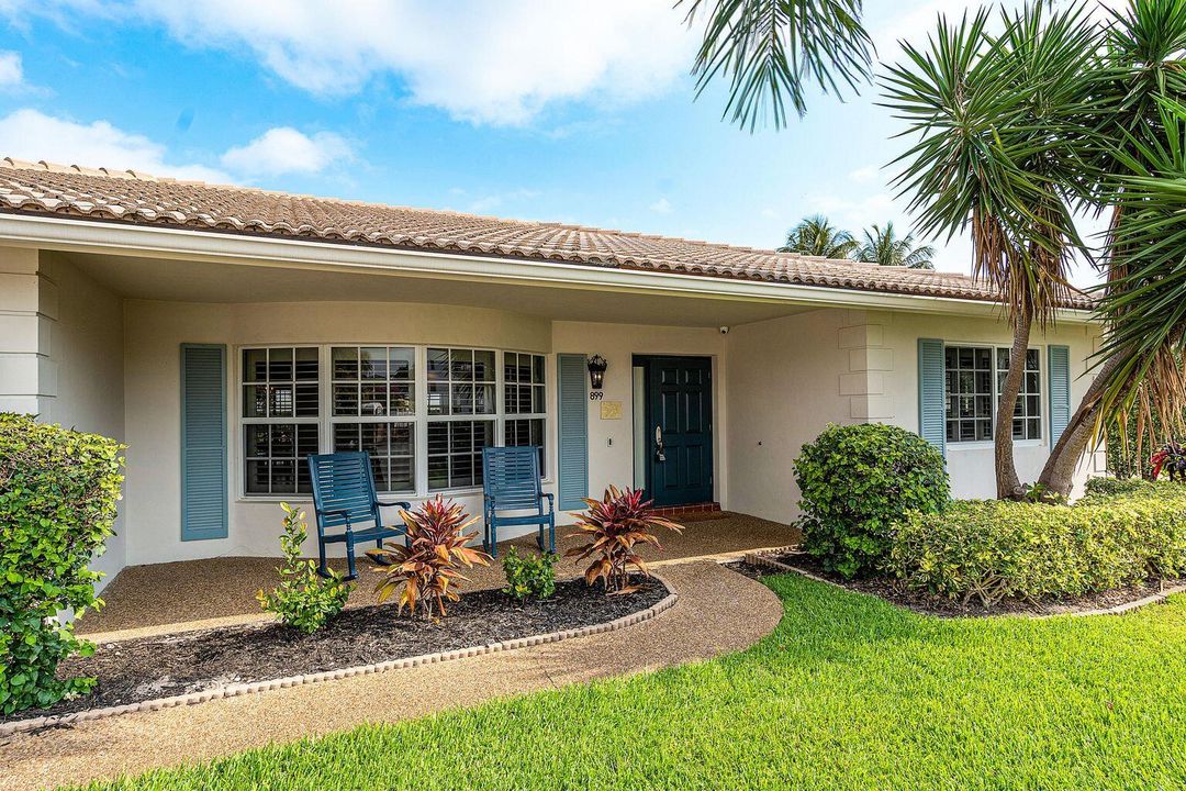 For Rent: $12,500 (4 beds, 3 baths, 1980 Square Feet)