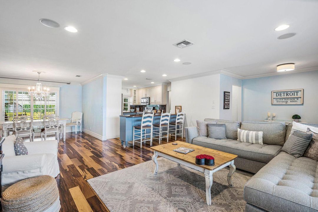 For Rent: $12,500 (4 beds, 3 baths, 1980 Square Feet)