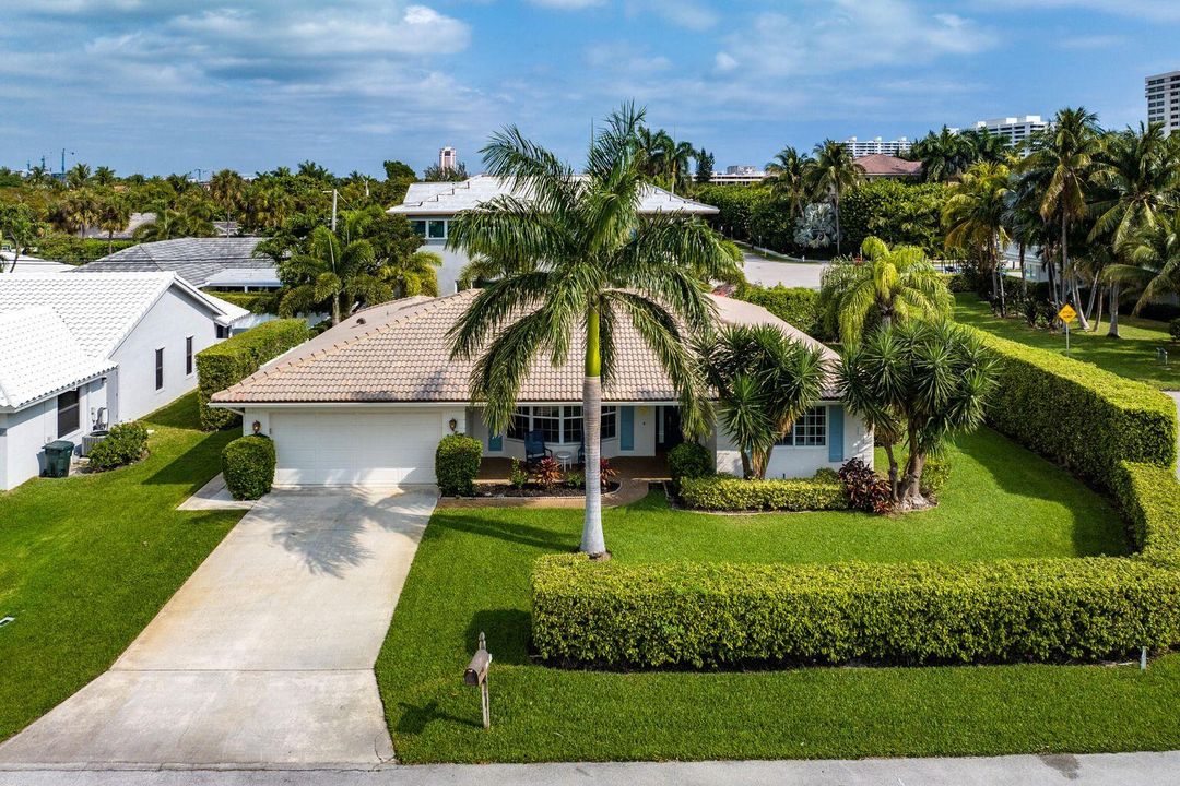 For Rent: $12,500 (4 beds, 3 baths, 1980 Square Feet)