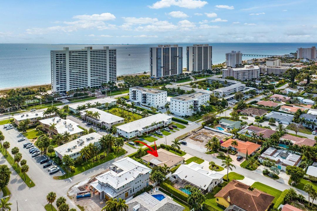 For Rent: $12,500 (4 beds, 3 baths, 1980 Square Feet)