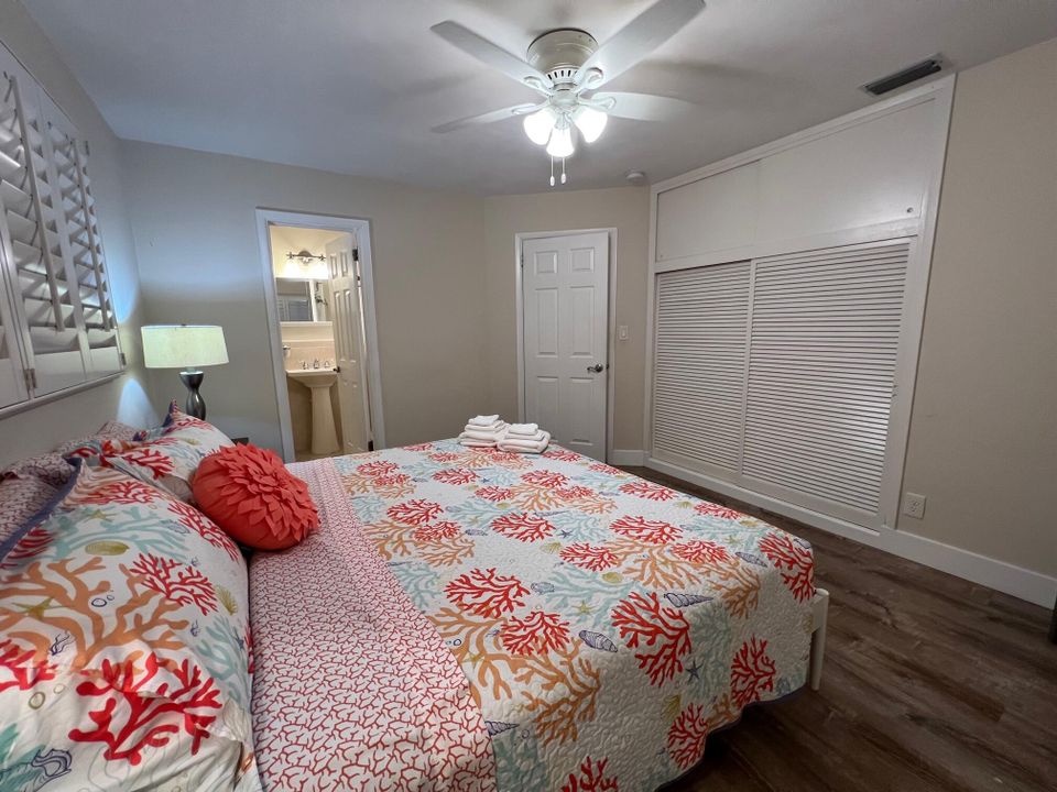 合同活跃: $4,500 (4 贝兹, 2 浴室, 1680 平方英尺)