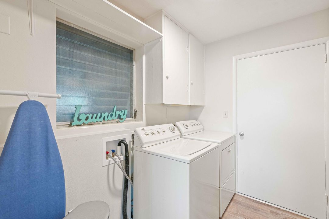 合同活跃: $4,500 (4 贝兹, 2 浴室, 1680 平方英尺)