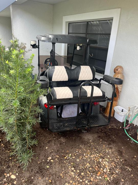 На продажу: $44,999 (2 спален, 2 ванн, 1383 Квадратных фут)