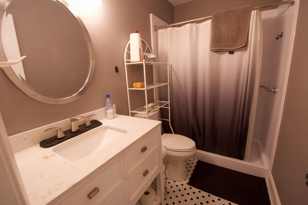 Activo con contrato: $99,000 (1 camas, 1 baños, 772 Pies cuadrados)