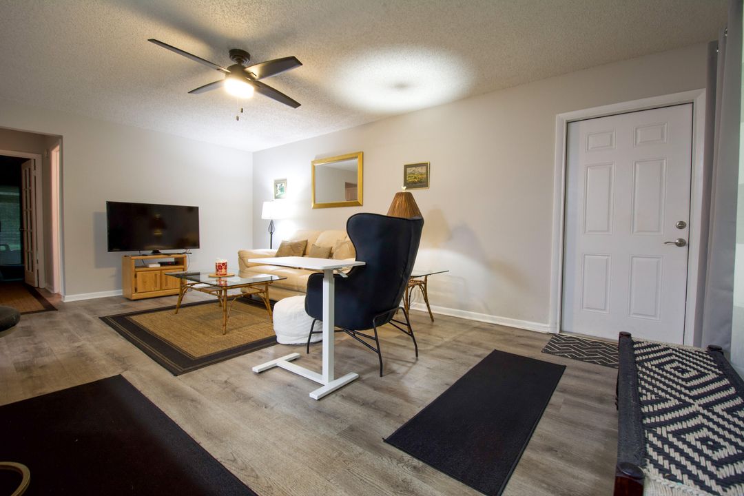 Activo con contrato: $99,000 (1 camas, 1 baños, 772 Pies cuadrados)