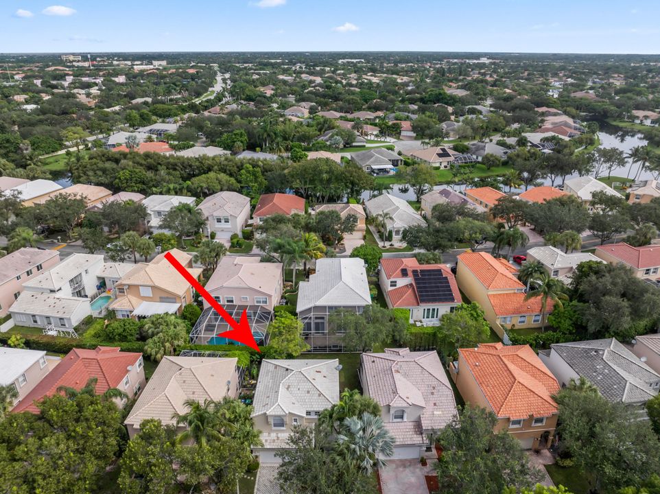 Под контрактом: $3,395 (3 спален, 2 ванн, 1873 Квадратных фут)