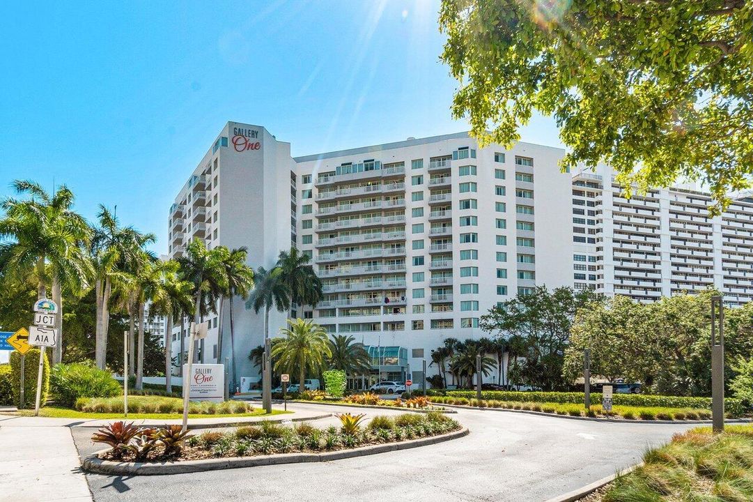 For Sale: $119,999 (1 beds, 1 baths, 470 Square Feet)