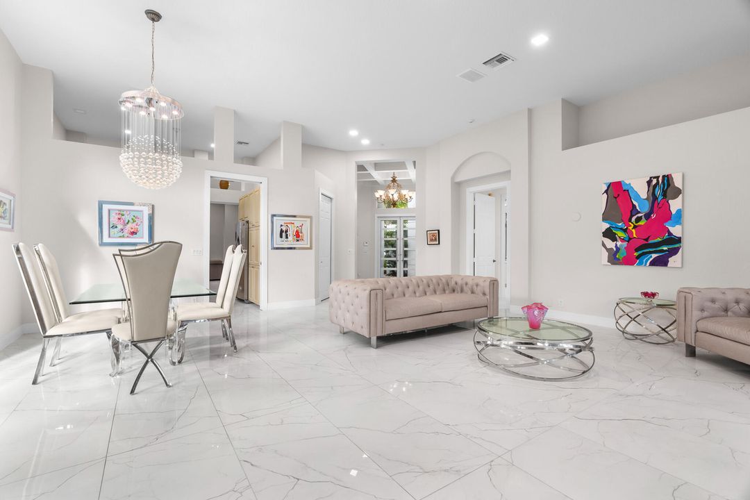 Activo con contrato: $1,195,000 (3 camas, 2 baños, 2706 Pies cuadrados)