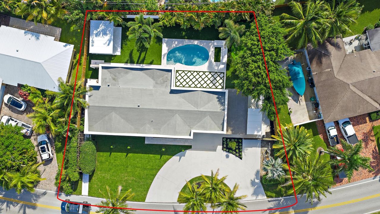 For Sale: $1,995,000 (4 beds, 4 baths, 3413 Square Feet)