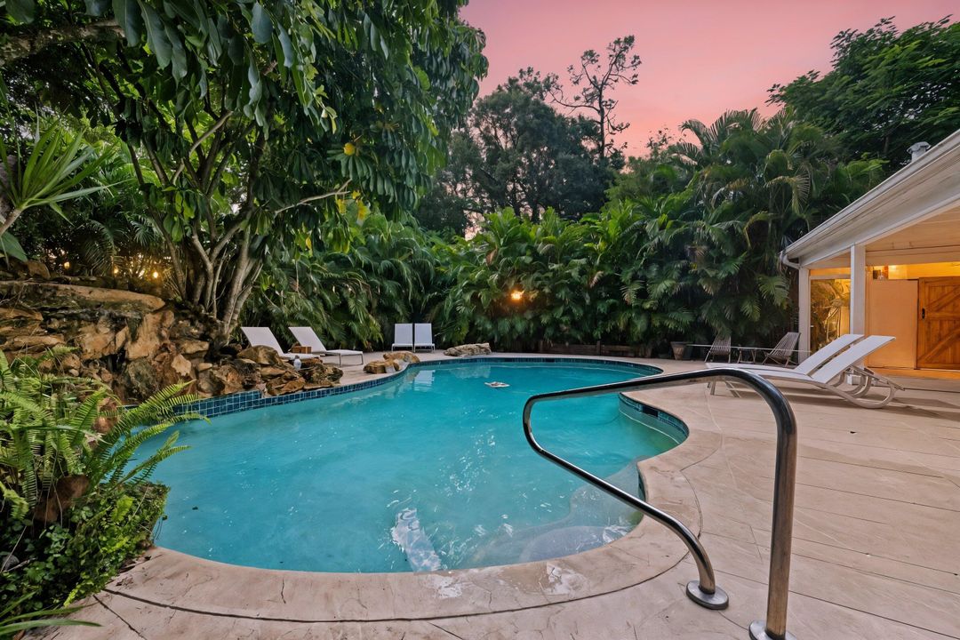 For Sale: $1,874,000 (5 beds, 4 baths, 4032 Square Feet)