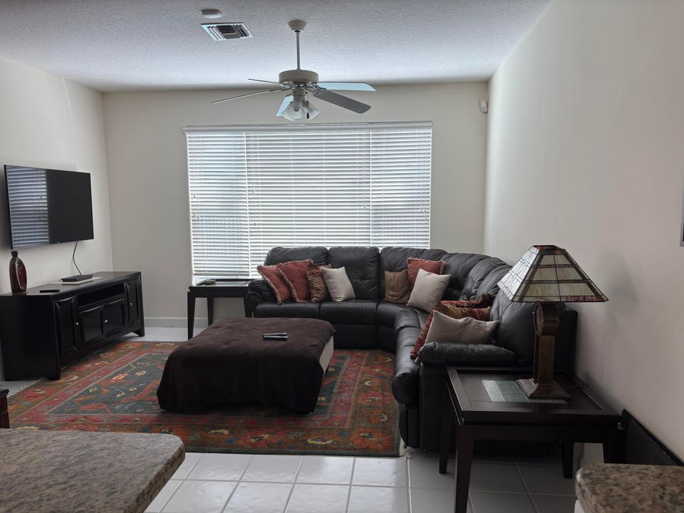 For Rent: $15,000 (4 beds, 4 baths, 2525 Square Feet)