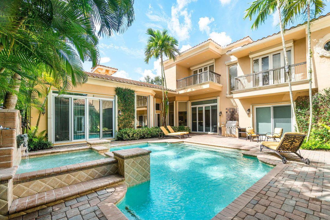 For Sale: $4,375,000 (5 beds, 5 baths, 4938 Square Feet)