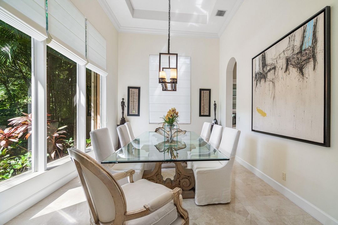 For Sale: $4,375,000 (5 beds, 5 baths, 4938 Square Feet)