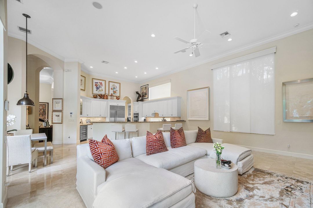 For Sale: $4,375,000 (5 beds, 5 baths, 4938 Square Feet)