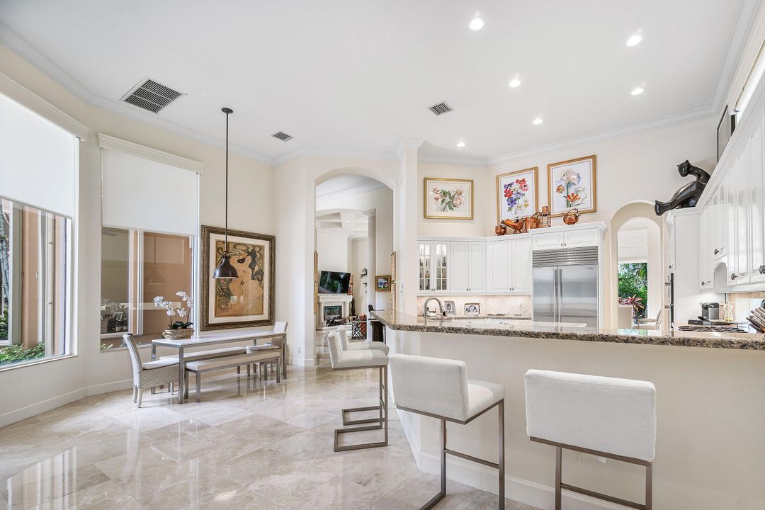 For Sale: $4,375,000 (5 beds, 5 baths, 4938 Square Feet)