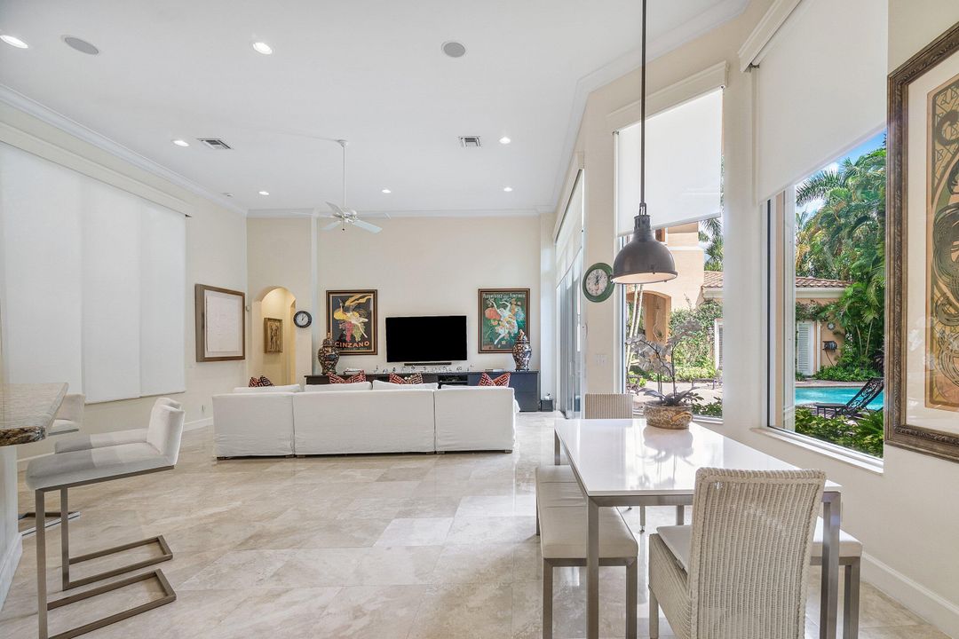 For Sale: $4,375,000 (5 beds, 5 baths, 4938 Square Feet)