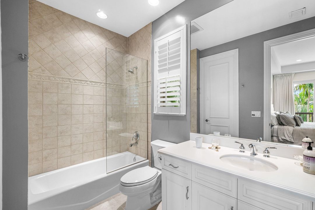 For Sale: $4,375,000 (5 beds, 5 baths, 4938 Square Feet)