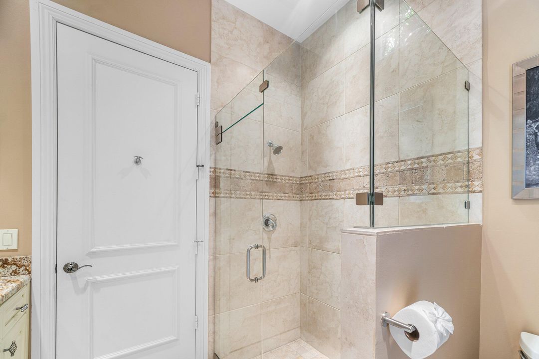 For Sale: $4,375,000 (5 beds, 5 baths, 4938 Square Feet)