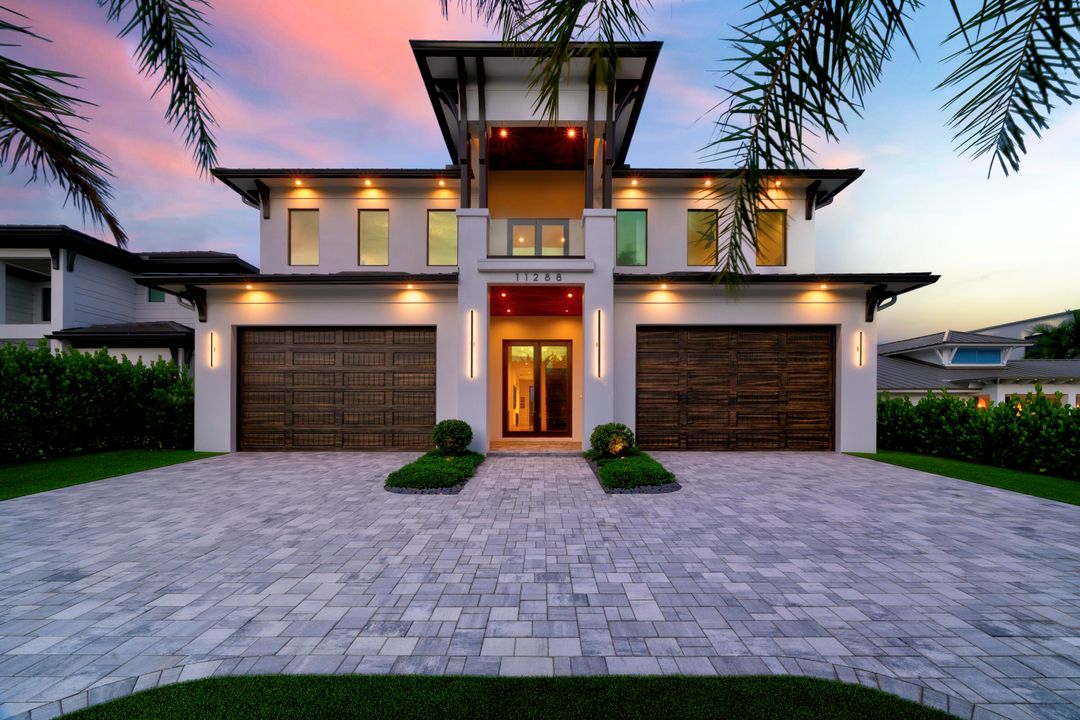 待售: $10,800,000 (6 贝兹, 7 浴室, 7100 平方英尺)