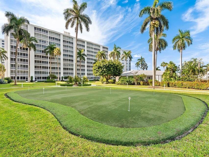 待售: $360,000 (1 贝兹, 1 浴室, 981 平方英尺)