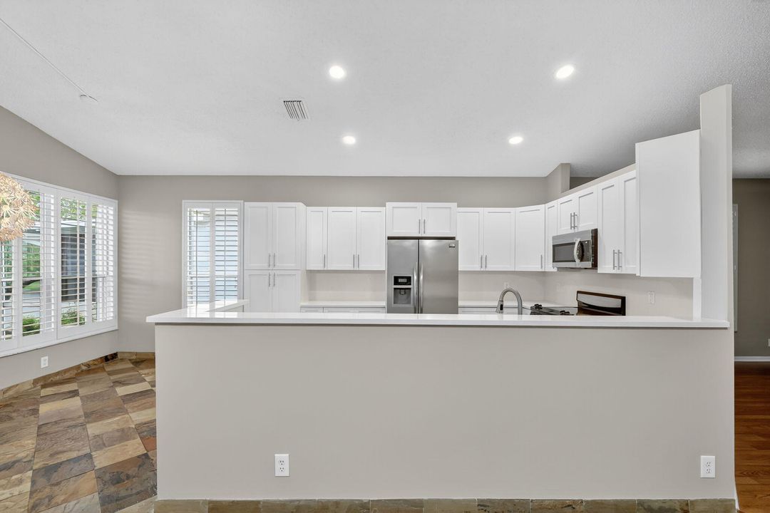 Active With Contract: $425,000 (3 beds, 2 baths, 2070 Square Feet)